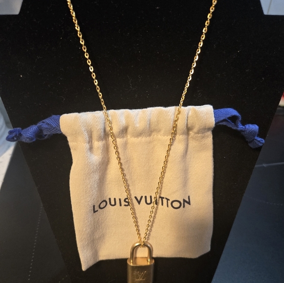 Louis Vuitton Elegant  Padlock#317 NO KEY INCLUDED - Picture 9 of 10